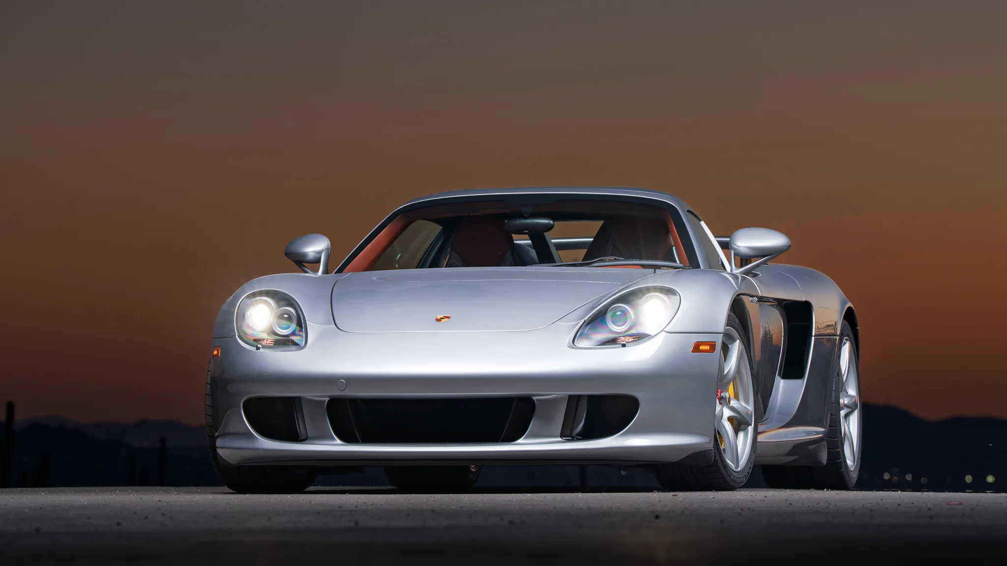 2005 Porsche Carrera GT — comparable sale photo