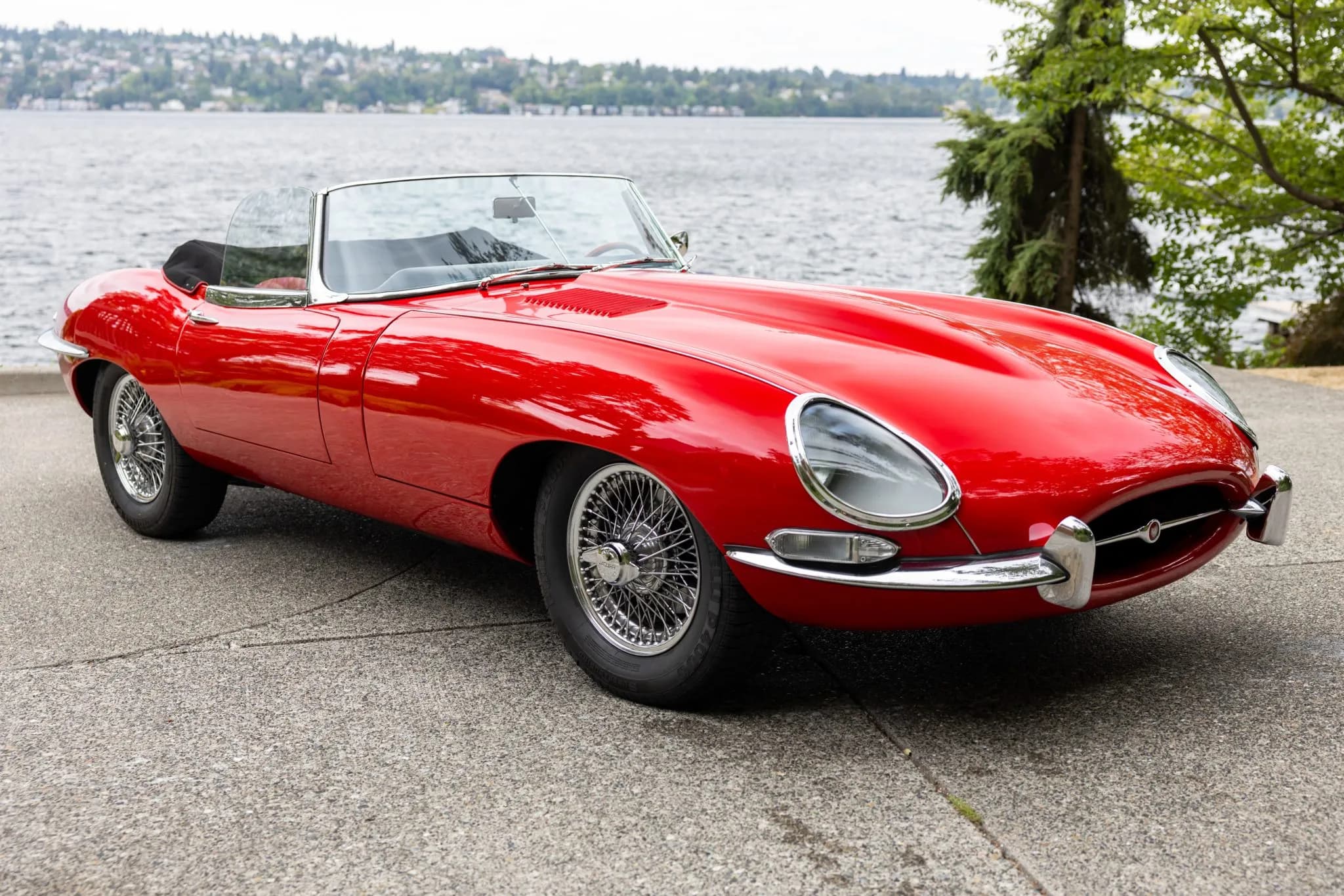 1964 Jaguar XKE Series I 3.8 Roadster 5-Speed — comparable sale photo
