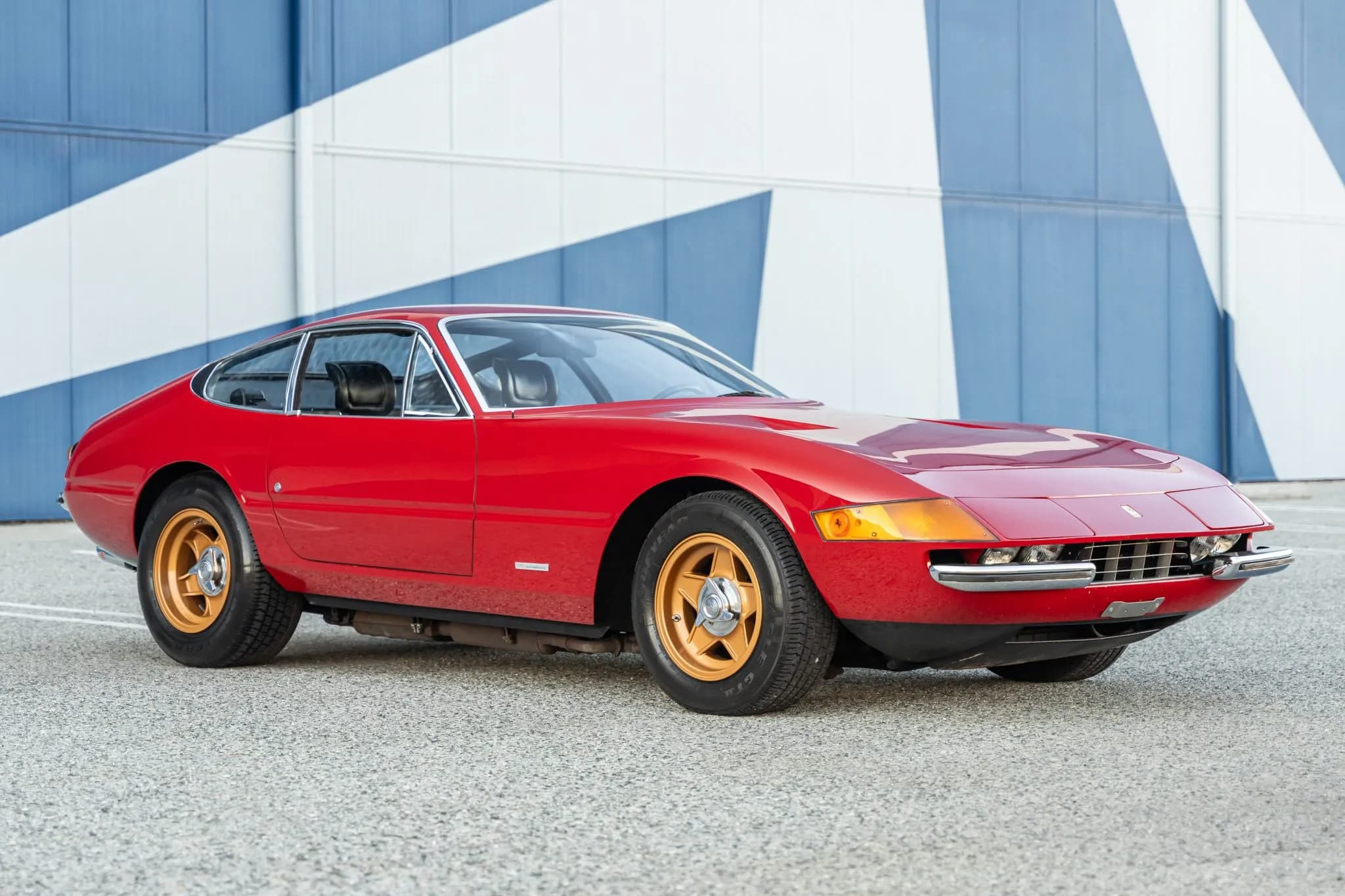 1973 Ferrari 365 GTB/4 Daytona Berlinetta — comparable sale photo