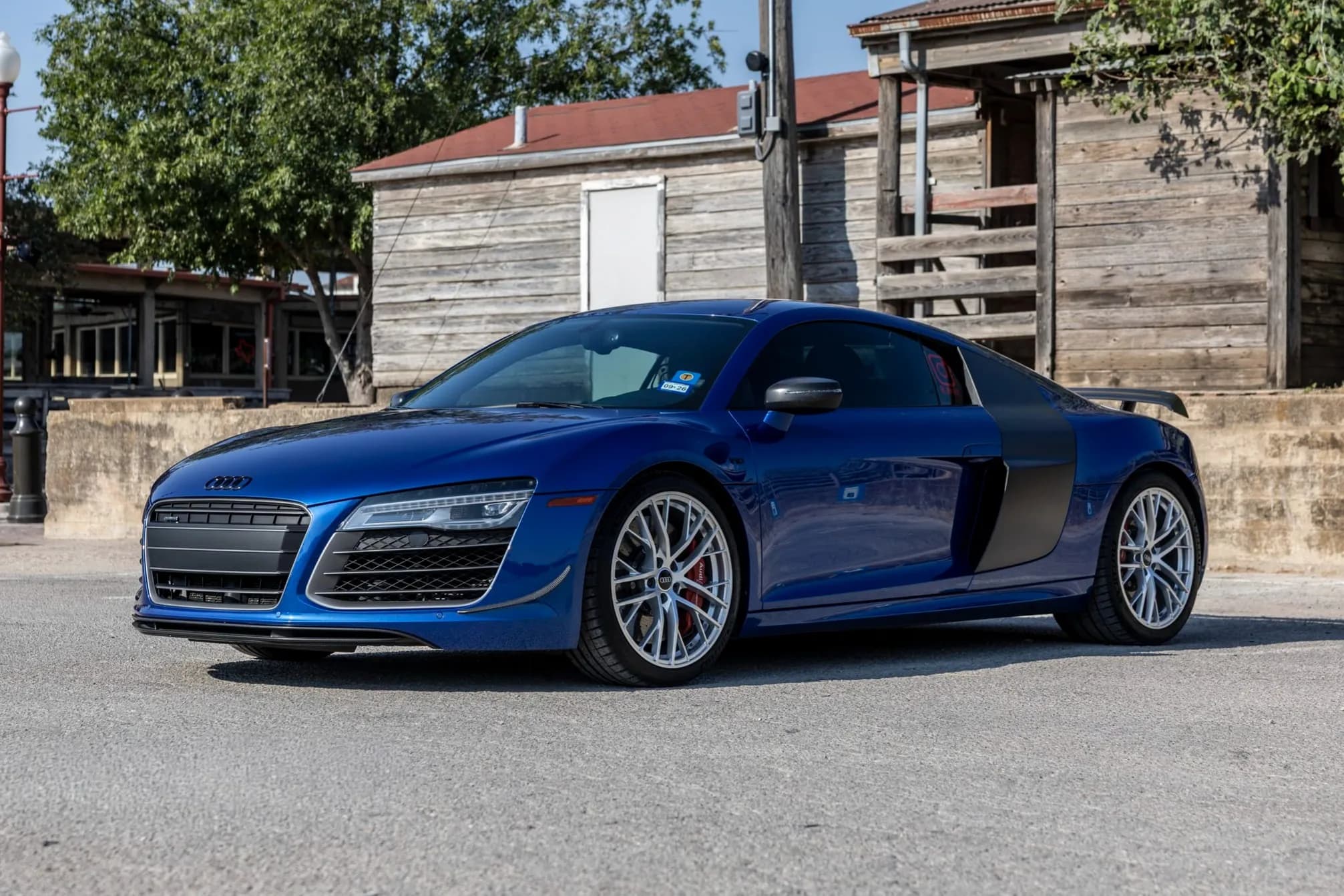 12k-Mile 2015 Audi R8 LM V10 Coupe — comparable sale photo