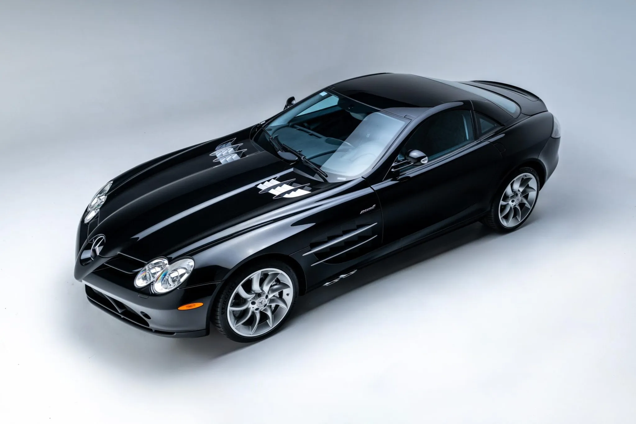 2005 Mercedes-Benz SLR McLaren — comparable sale photo