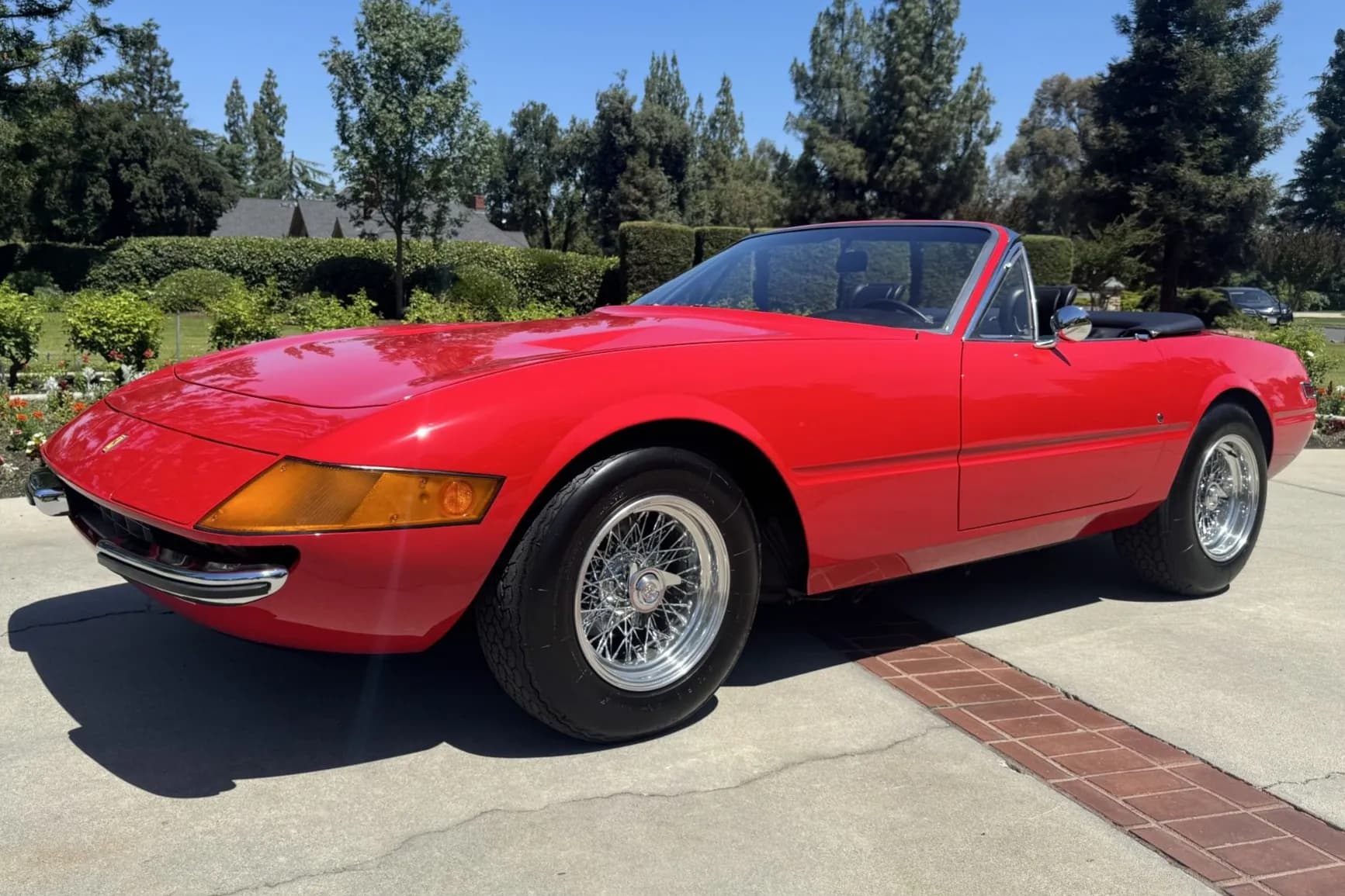 1972 Ferrari 365 GTB/4 Daytona Spyder Conversion — comparable sale photo