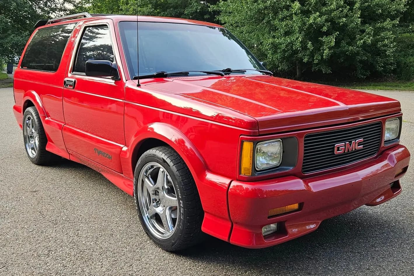 GMC Typhoon
