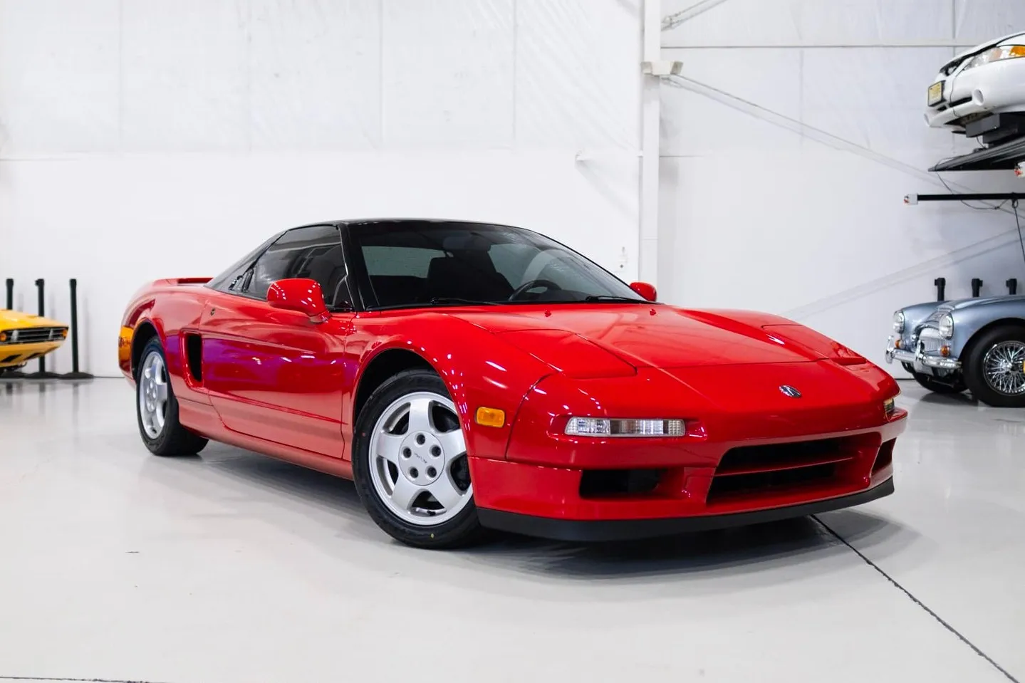 28k-Mile 1992 Acura NSX 5-Speed — comparable sale photo