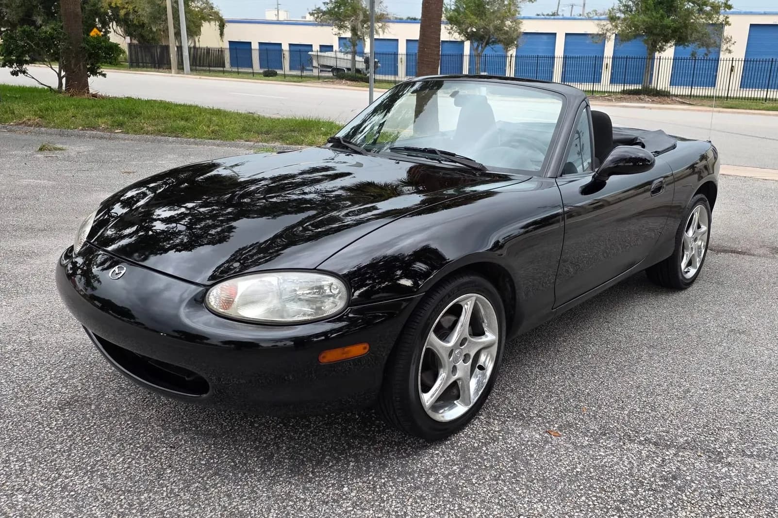 37k-Mile 1999 Mazda MX-5 Miata 5-Speed — comparable sale photo