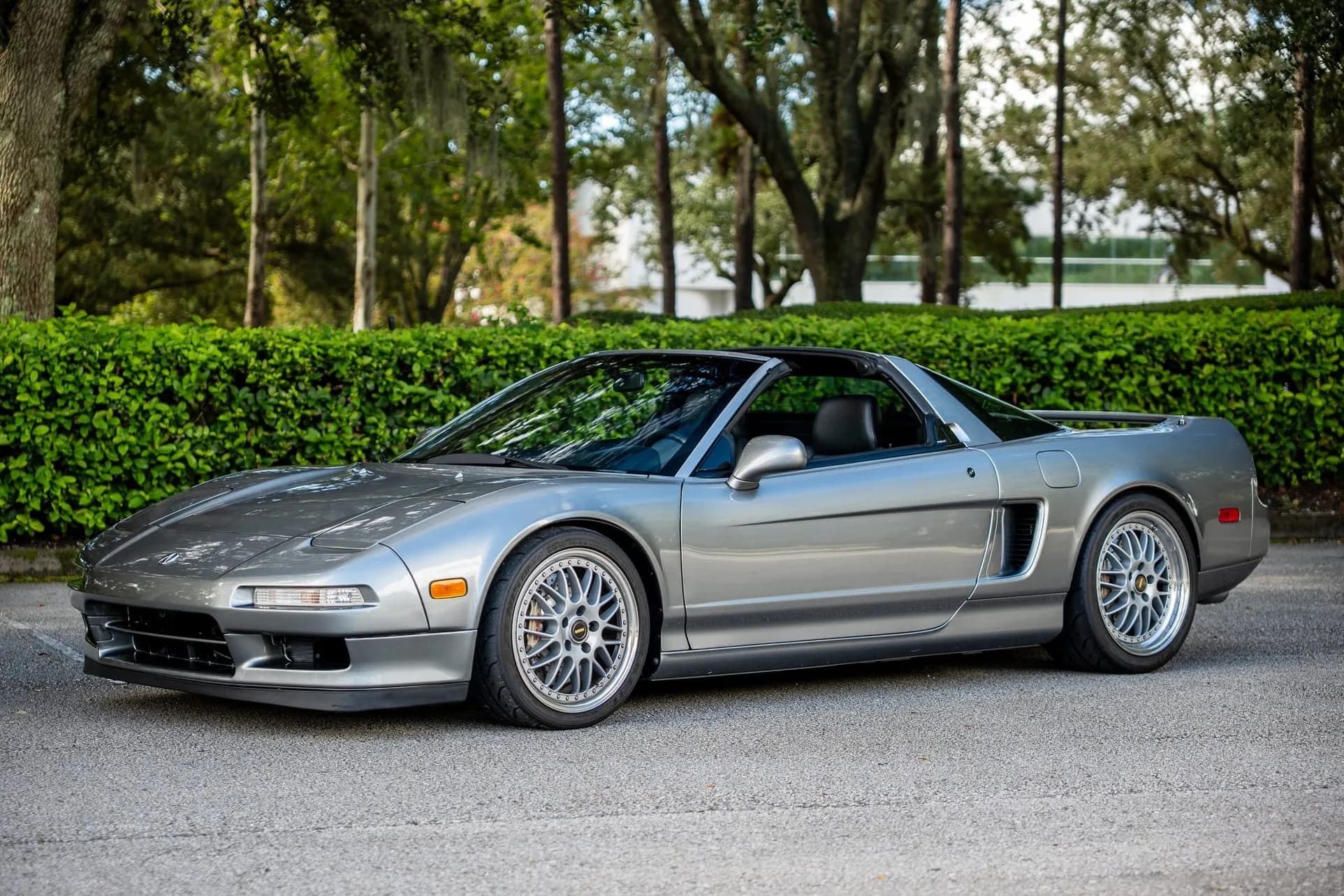Acura NSX (2017+)