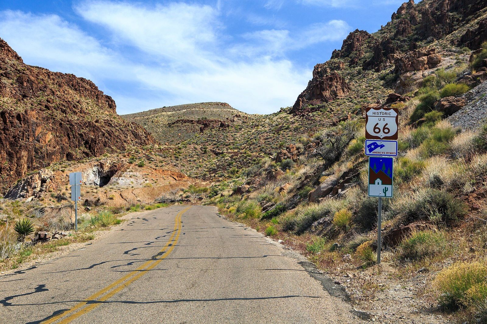 Route 66 — Oatman to Kingman — Historic US 66 at Sitgreaves Pass, climbing out of Oatman